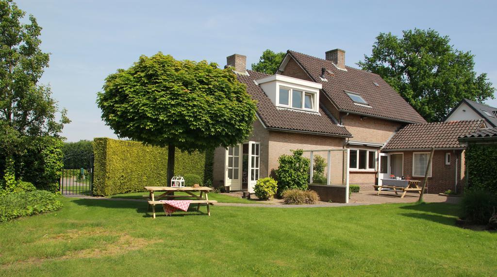 De Tomaat Villa Aarle-Rixtel Exteriör bild